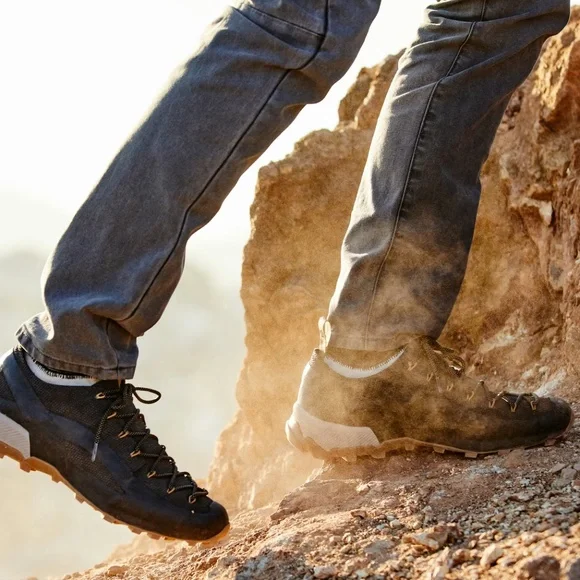 Naglev Unico Hiking Sneaker - EUC - Picture 3 of 12